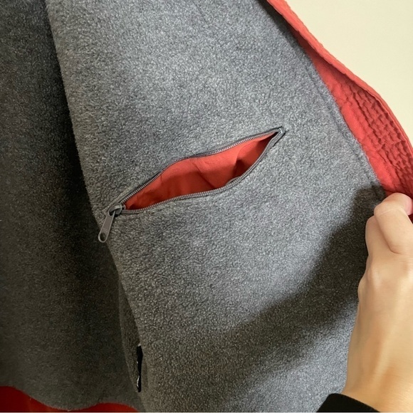 Lands’ End Vintage Squall Brick Red and Fleece Jacket - Picture 7 of 9